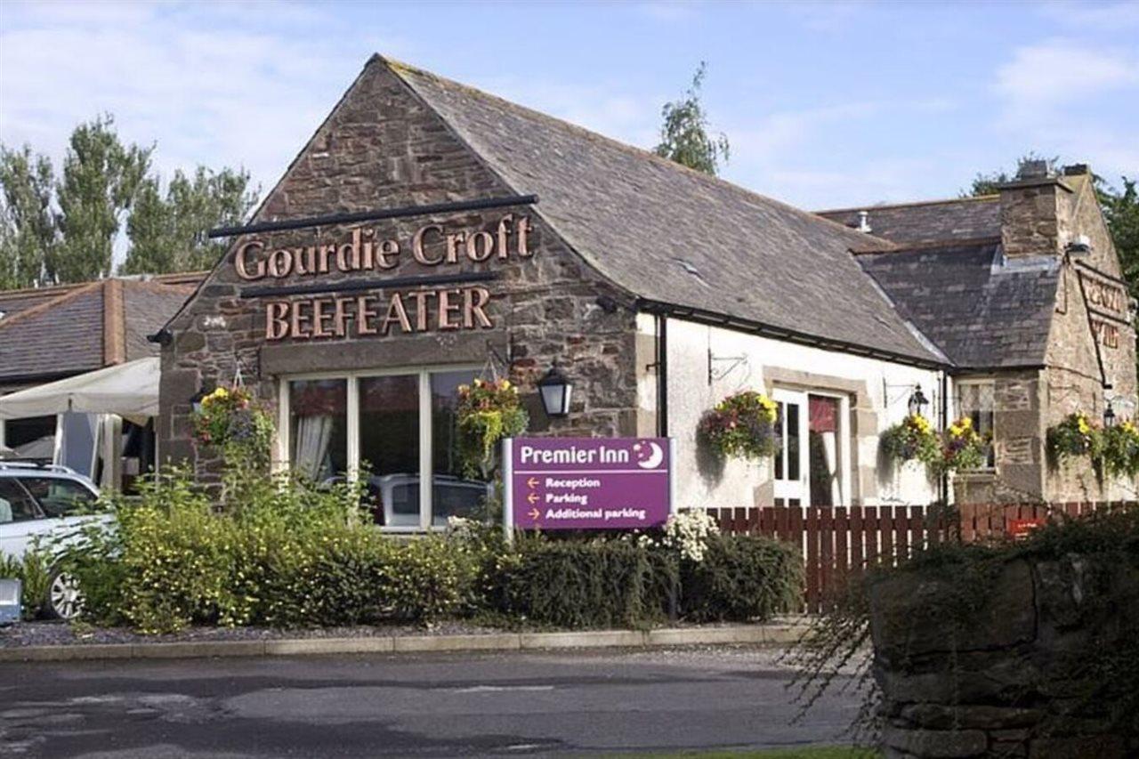 Premier Inn Dundee West Экстерьер фото