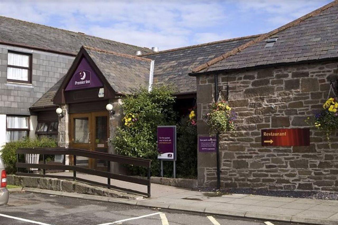 Premier Inn Dundee West Экстерьер фото