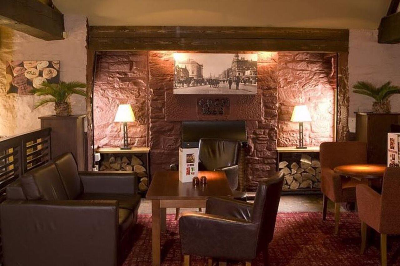 Premier Inn Dundee West Экстерьер фото