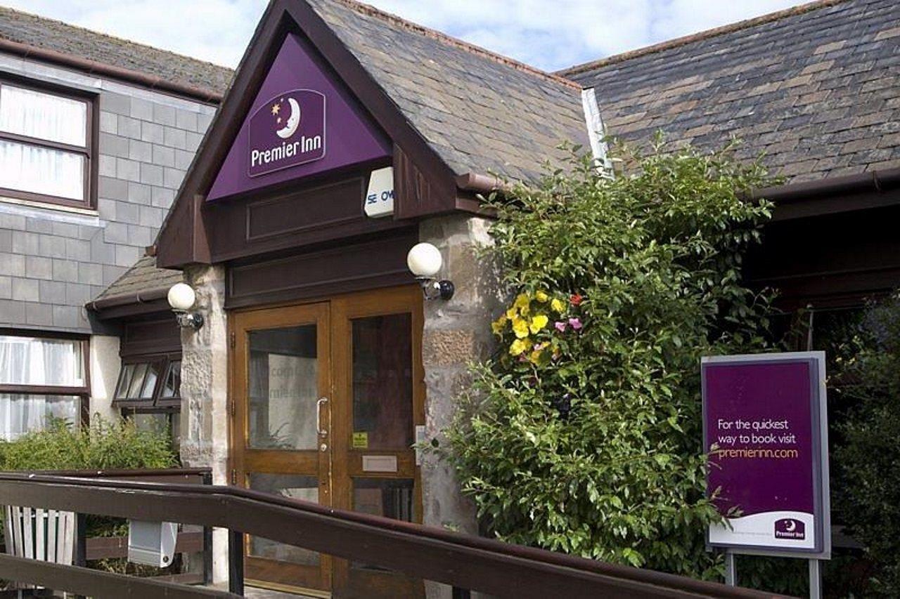 Premier Inn Dundee West Экстерьер фото